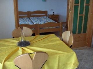 Appartement Zeleni dans Bol 4