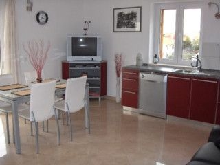 Appartement Crveni dans Bol 2