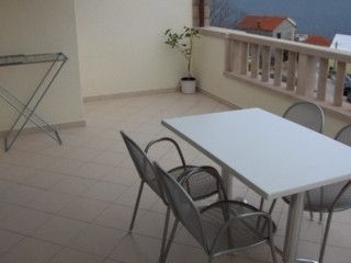 Appartement Crveni dans Bol 10