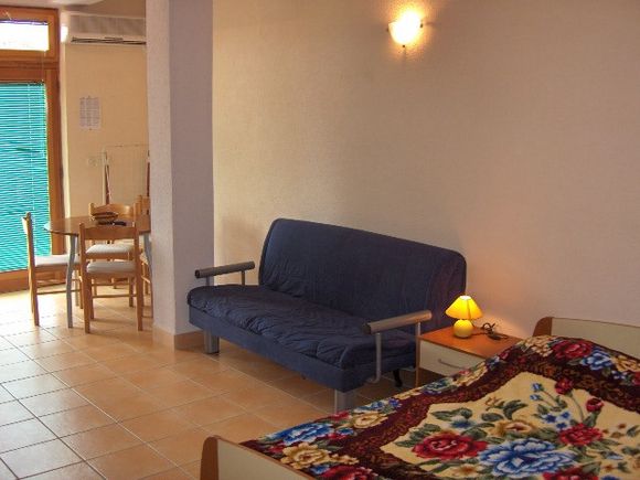Appartement Apartman broj 2 dans Postira 3