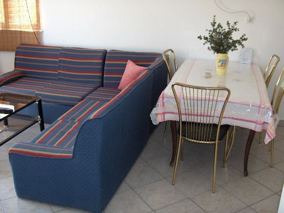Appartement App Bijeli dans Necujam 1