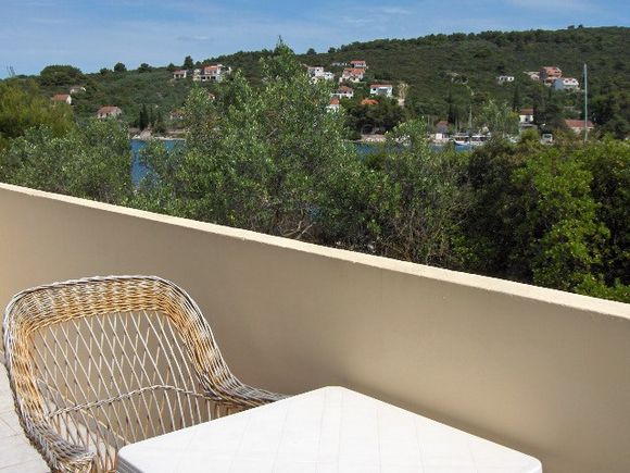 Appartement App Bijeli dans Necujam 6