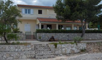 Appartement Zeleni dans Necujam
