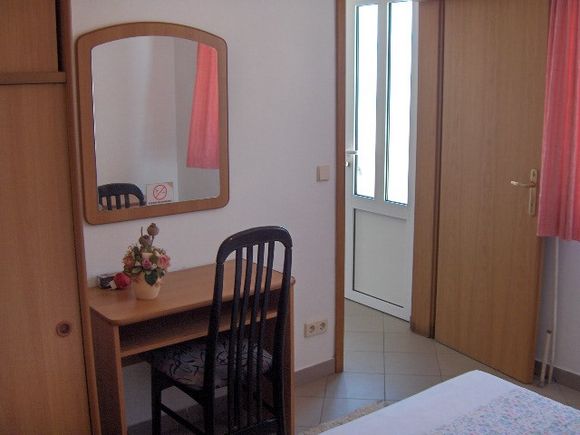 Appartement Apartman broj 4 dans Okrug Donji 7