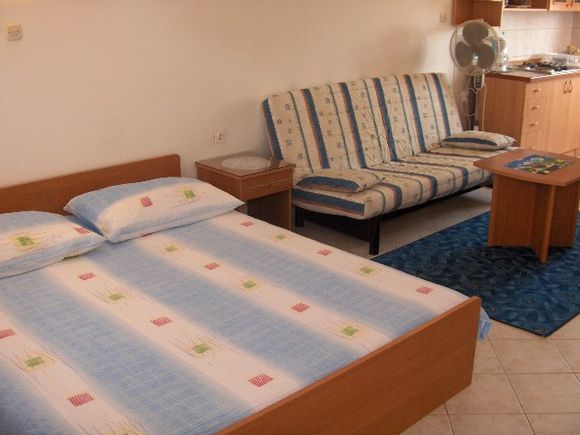 Appartement Apartman broj 2 dans Nin 3