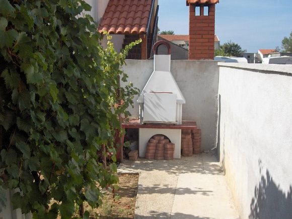 Appartement Apartman broj 2 dans Nin 10