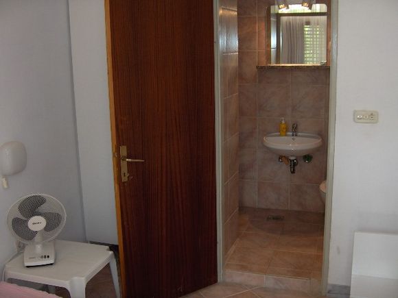 Appartement H 1 dans Sveta Nedjelja 6