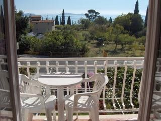Appartement A 6 dans Mlini 8