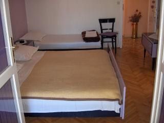 Appartement Ljubičasti dans Jelsa 2