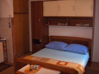 Appartement Studioapartman br.1 dans Vis 5