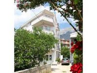 Appartement A4+1/1 dans Makarska