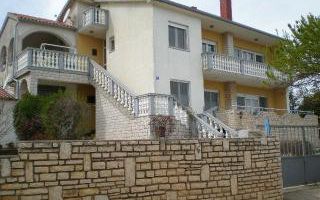 Appartement Srednji dans Liznjan