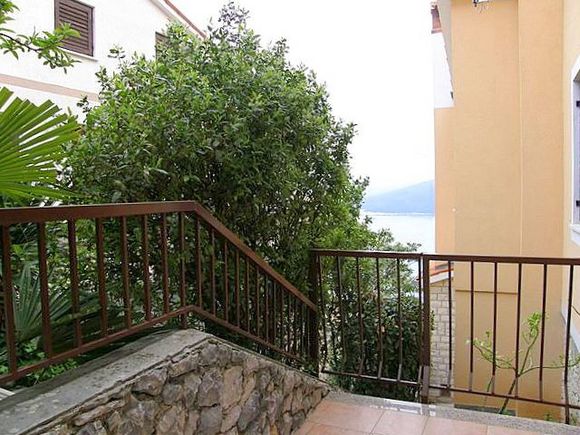 Appartement Br.1 dans Rabac 7