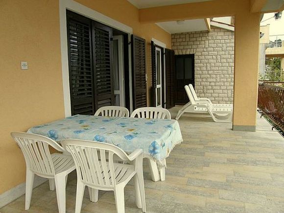 Appartement Br.2 dans Rabac 6