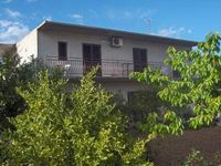 Appartement Prizemlje dans Kastel Stafilic