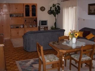 Appartement Prizemlje dans Kastel Stafilic 1