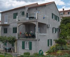 Appartement App. br. 1 dans Postira