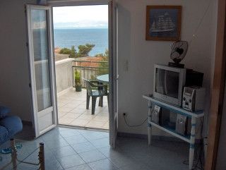 Appartement App. br. 2 dans Postira 4