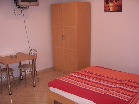 Appartement Studio br.5 dans Bol 1
