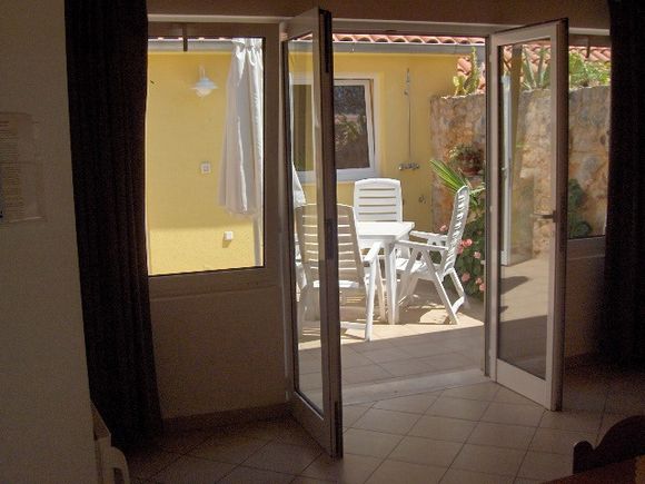 Appartement App br. 2 dans Vrboska 4