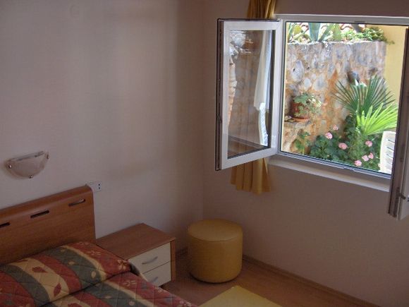 Appartement App br. 2 dans Vrboska 7