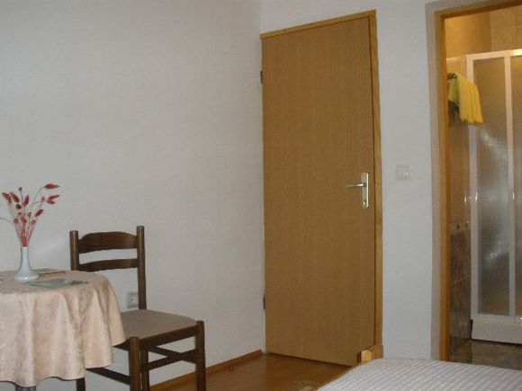 Appartement Soba br. 1 dans Poljanak 5