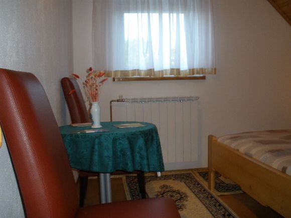 Appartement Soba br. 2 dans Poljanak 4