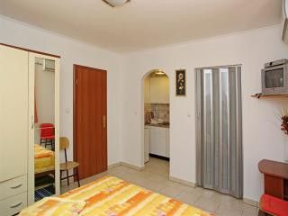 Appartement Broj 1 dans Zavalatica 4