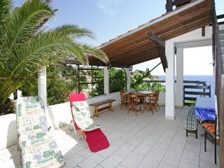Appartement Broj 2 dans Zavalatica 8