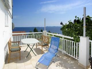 Appartement Broj 4 dans Zavalatica 8