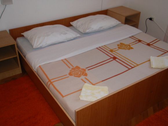 Appartement Br 2 dans Poljanak 1
