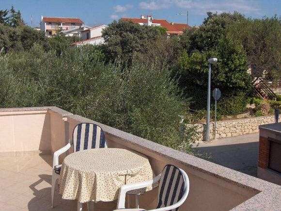 Appartement 3 dans Mandre 9