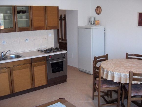 Appartement App br. 3 dans Pag 2