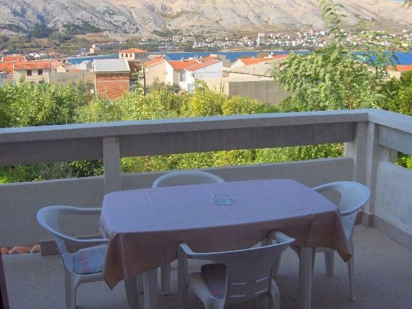 Appartement App br. 3 dans Pag 7