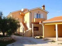 Appartement App br. 1 dans Nin
