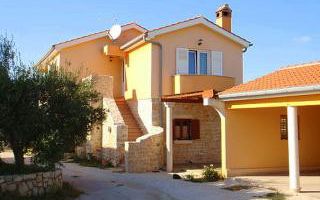 Appartement App br. 1 dans Nin