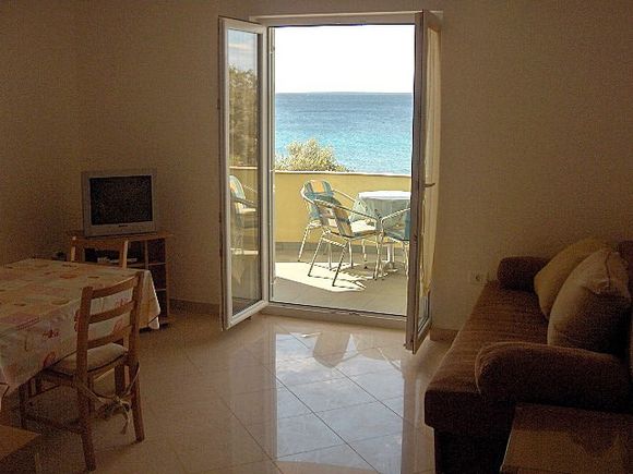 Appartement App br. 5 dans Mandre 3