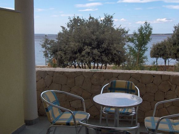 Appartement App br. 3 dans Mandre 9