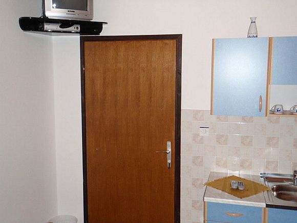 Appartement App 6 dans Irinovac 3