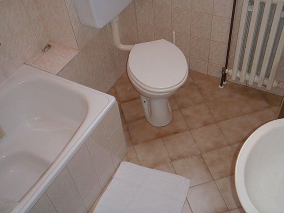 Appartement App 6 dans Irinovac 7