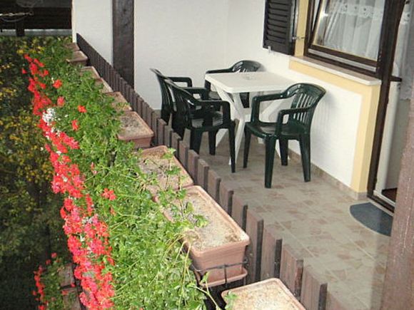 Appartement App 6 dans Irinovac 12
