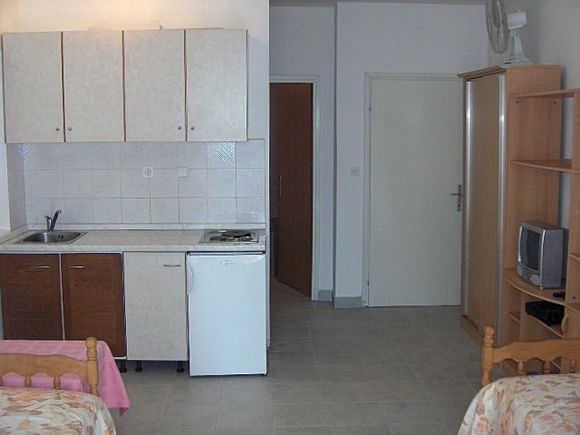 Appartement App br. 2 dans Novalja 1