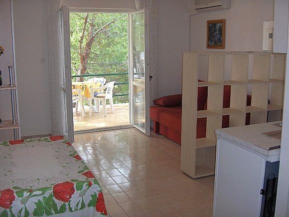 Appartement App br. 4 dans Novalja 1