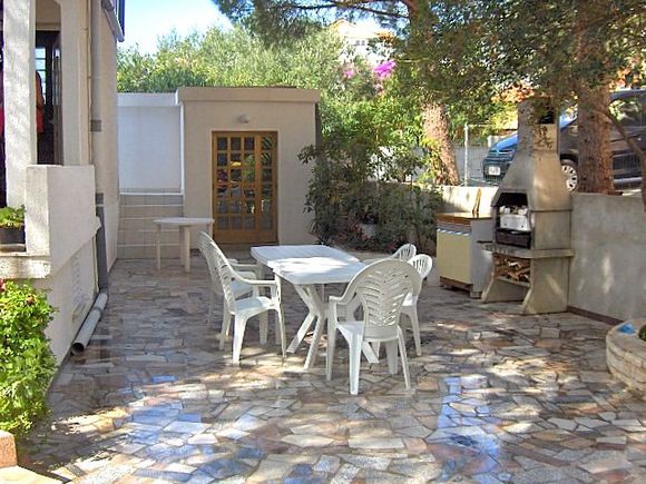 Appartement App br. 4 dans Novalja 13
