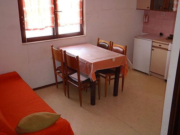 Appartement A 1 dans Pakostane 2