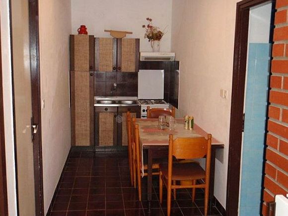 Appartement A 3 dans Pakostane 1