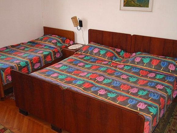 Appartement A 3 dans Pakostane 4