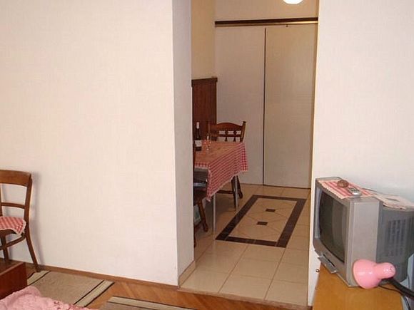 Appartement A 4 dans Pakostane 4