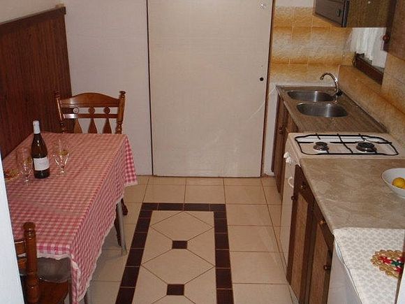 Appartement A 4 dans Pakostane 5
