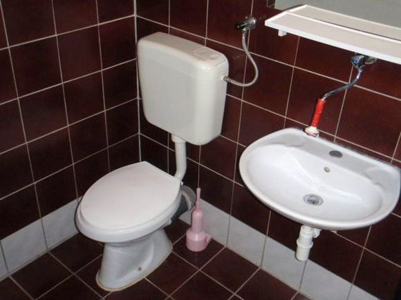 Appartement A 4 dans Pakostane 6